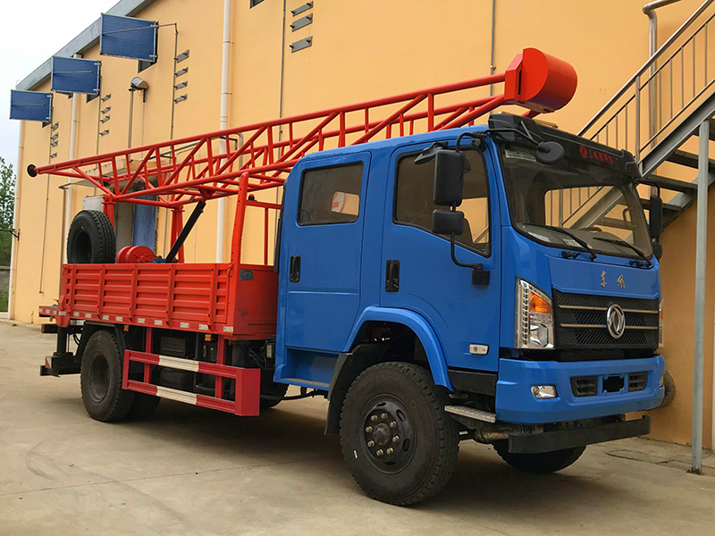 東風商用雙排座國6汽車鉆機