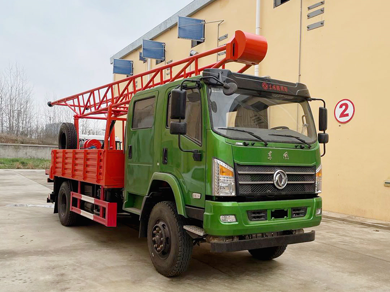 東風商用雙排座國6汽車鉆機