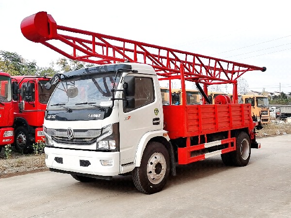 東風(fēng)凱普特國6汽車鉆機(jī)