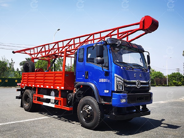 原裝四驅(qū)排半汽車鉆機